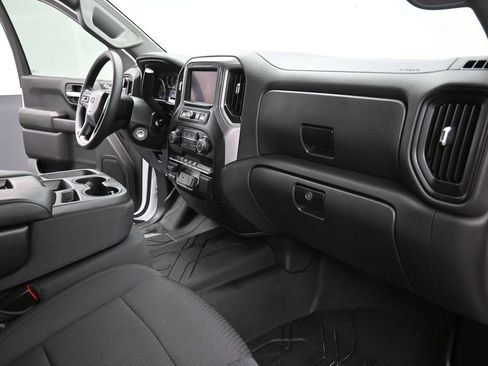 Used 2020 Chevrolet Silverado 1500 Custom Trail Boss w/ Custom Convenience Package AWD/4WD image 10