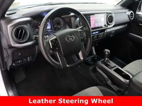 Used 2023 Toyota Tacoma TRD Sport image 14