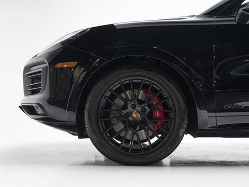 Used 2021 Porsche Cayenne GTS image 51