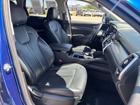 Used 2021 Kia Sorento S FWD image 12