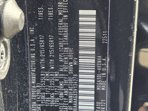 Used 2025 Toyota Corolla Cross L FWD image 29