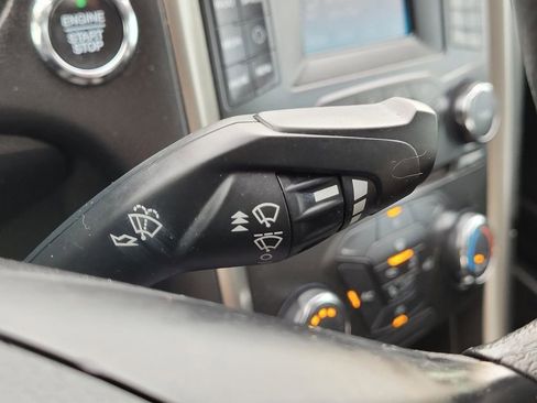 Used 2018 Ford Fusion SE image 31