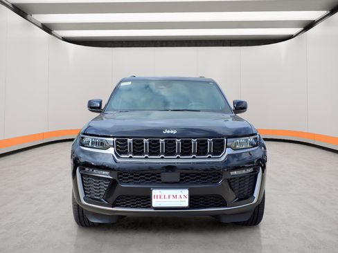 New 2026 Jeep Grand Cherokee Limited image 2