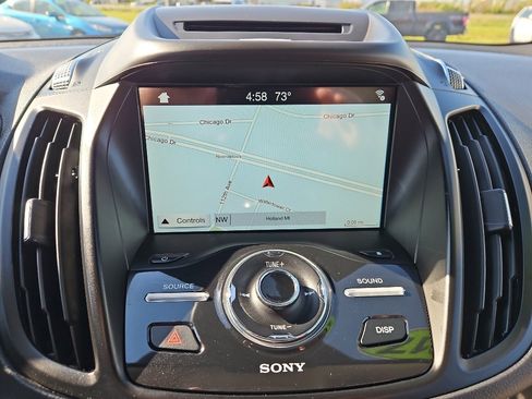 Used 2017 Ford Escape Titanium w/ Canadian Touring Package FWD image 20