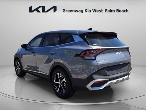 Used 2024 Kia Sportage EX image 5