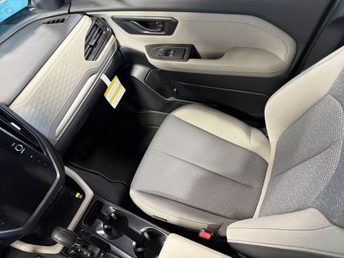 Certified 2026 Subaru Forester Premium w/ Base/Premium Plus Package AWD/4WD image 11
