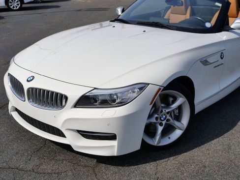 Used 2015 BMW Z4 sDrive35is image 49