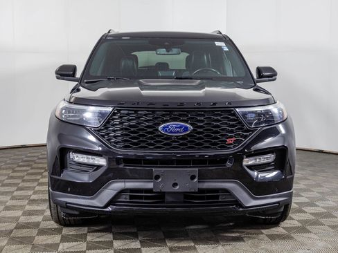 Used 2020 Ford Explorer ST w/ ST Street Pack image 18