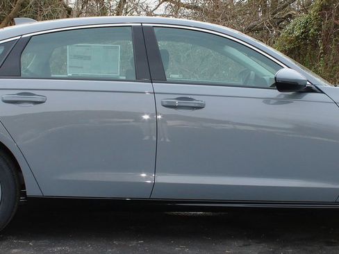 New 2025 Honda Accord EX-L image 4