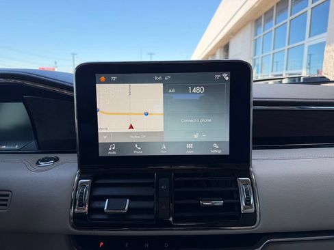 Used 2018 Lincoln Navigator Reserve w/ Technology Package AWD/4WD image 13