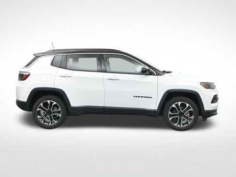 Used 2022 Jeep Compass Limited AWD/4WD image 4