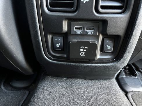 Used 2022 Dodge Durango GT image 16