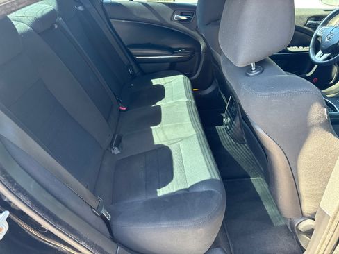 Used 2014 Dodge Charger SXT w/ Blacktop Package RWD image 17