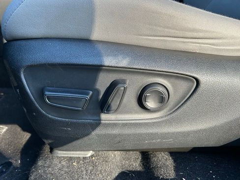 Used 2023 Toyota RAV4 XLE FWD image 16