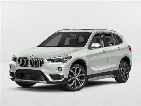 Used 2017 BMW X1 xDrive28i AWD/4WD image 1