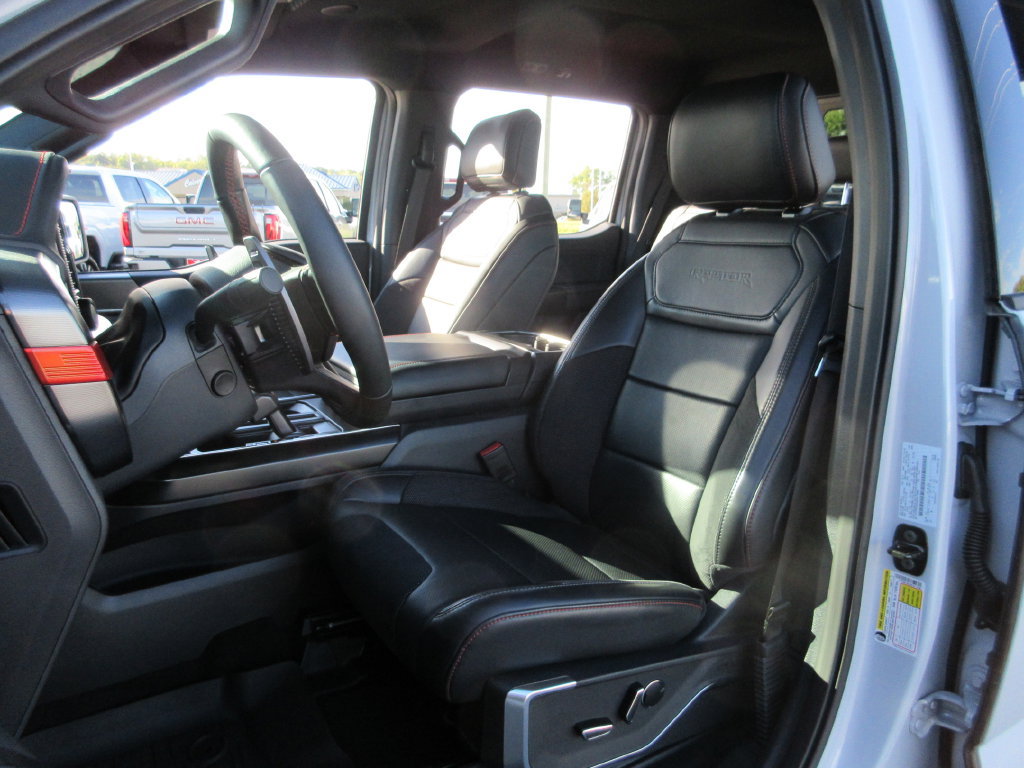 Used 2025 Ford F150 Raptor AWD/4WD image 21