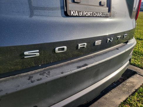 Used 2022 Kia Sorento S AWD/4WD image 7