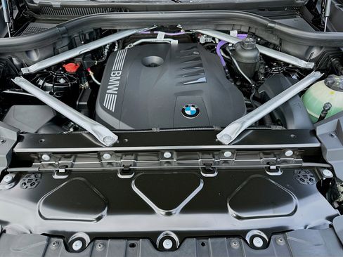New 2026 BMW X5 sDrive40i image 25