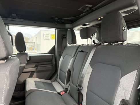 Used 2025 Ford Bronco 4-Door image 28