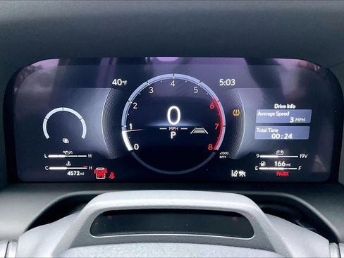 Used 2025 Lexus GX 550 w/ Accessory Package (2T) image 26