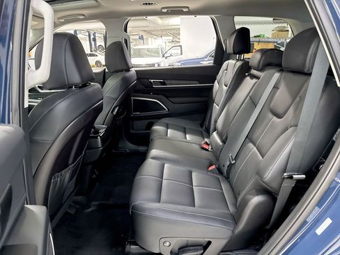 New 2025 Kia Telluride EX image 28