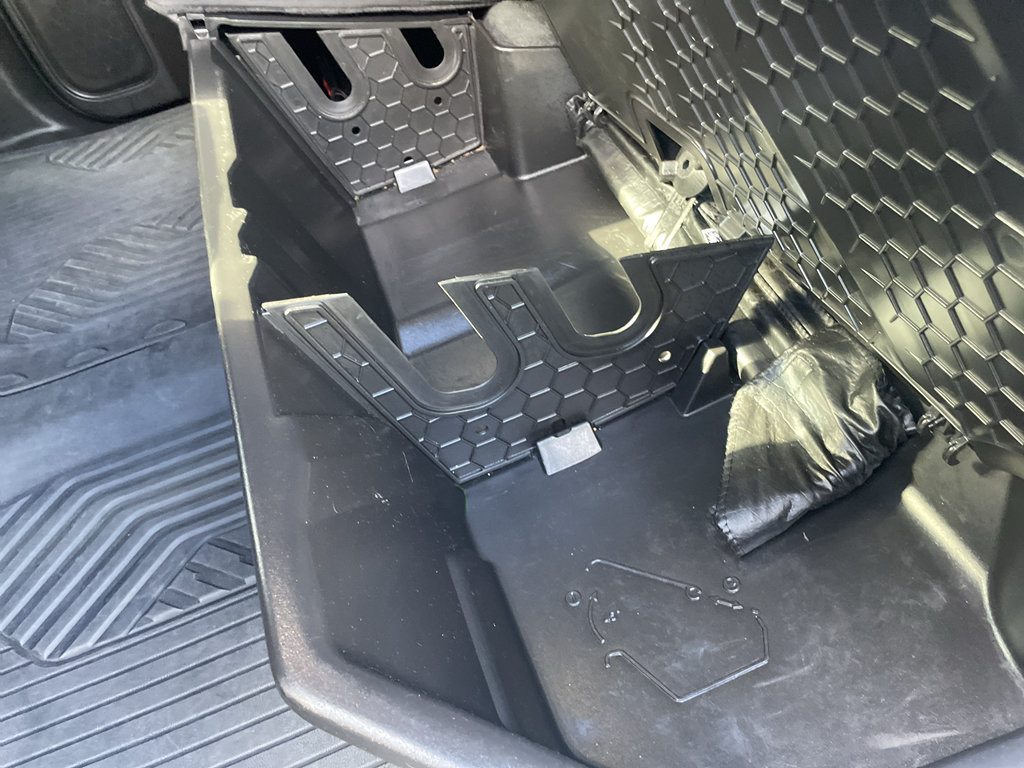 Used 2022 Chevrolet Silverado 1500 RST AWD/4WD image 58