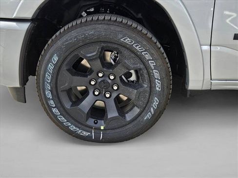 New 2026 RAM 1500 Lone Star AWD/4WD image 9