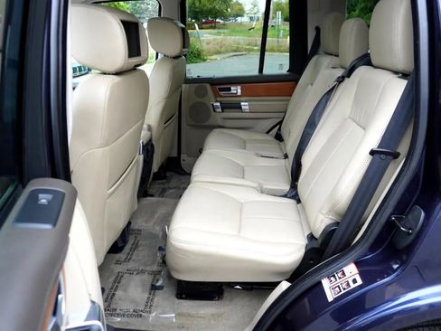 Used 2015 Land Rover LR4 HSE LUX image 11