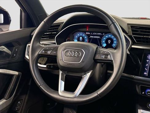 Certified 2025 Audi Q3 2.0T Premium Plus w/ Premium Plus Package AWD/4WD image 18