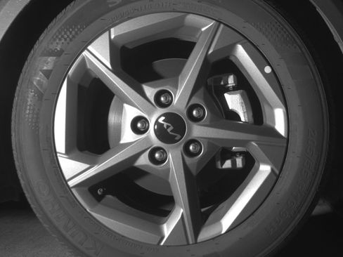 Used 2025 Kia K4 LXS image 13