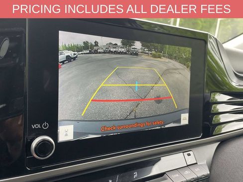 Used 2025 Toyota Camry LE FWD image 28