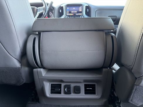 Used 2020 Chevrolet Silverado 1500 LT w/ All-Star Edition image 30