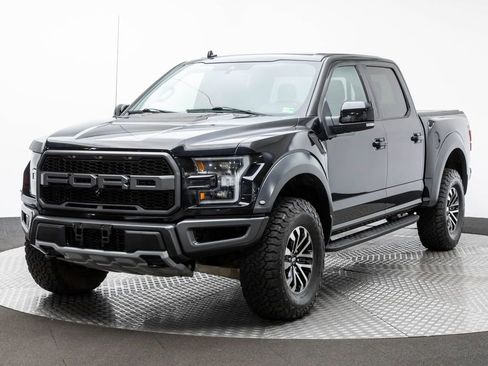 Used 2019 Ford F150 Raptor w/ Equipment Group 802A Luxury image 2