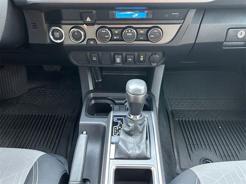 Used 2023 Toyota Tacoma TRD Sport image 15