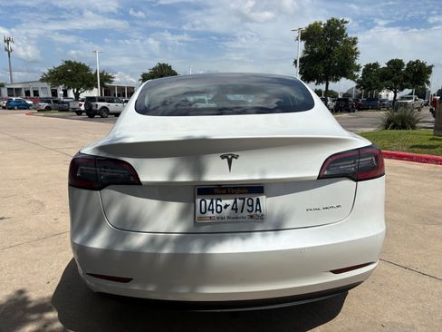 Used 2021 Tesla Model 3 Long Range AWD/4WD image 4