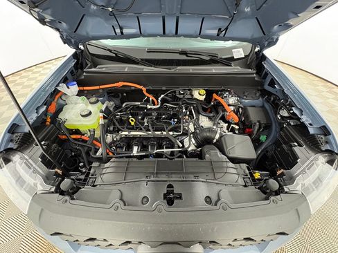 New 2026 Ford Maverick XLT w/ XLT Luxury Package FWD image 32