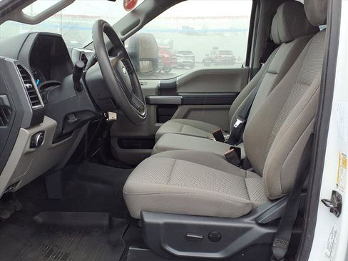 Certified 2022 Ford F250 XLT image 7