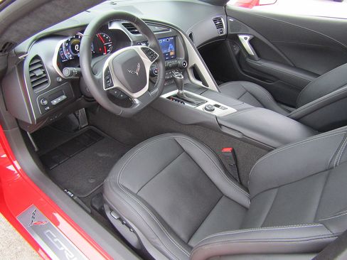Used 2017 Chevrolet Corvette Stingray Coupe w/ 3LT Preferred Equipment Group RWD image 10