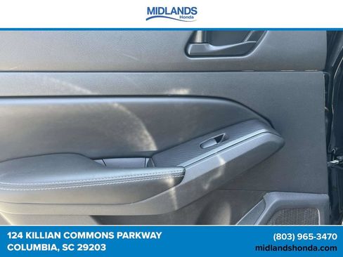 Used 2024 Nissan Altima 2.5 SV FWD image 12