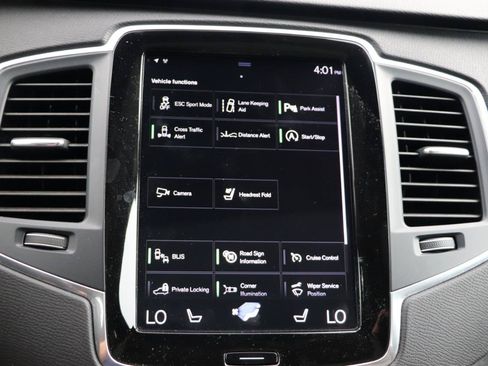 Used 2019 Volvo XC90 T6 Momentum AWD/4WD image 19