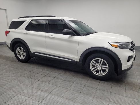 Used 2023 Ford Explorer XLT RWD image 11
