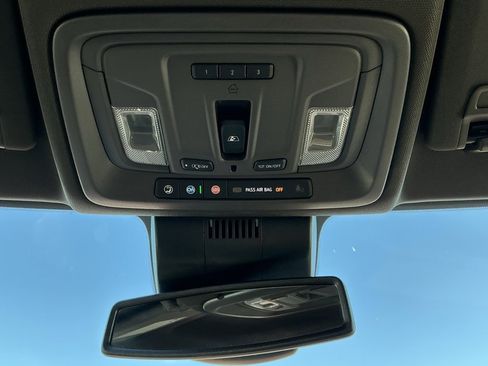 Used 2024 GMC Sierra 3500 SLT w/ SLT Convenience Package image 53