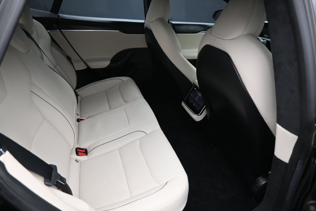 Used 2021 Tesla Model S Plaid AWD/4WD image 24