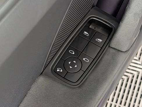 Certified 2023 Porsche 911 Carrera GTS RWD image 23