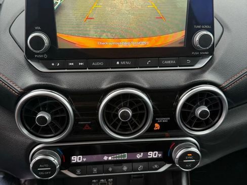 Used 2022 Nissan Sentra SR image 11