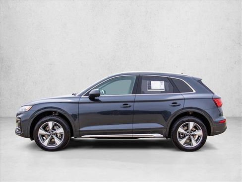Used 2024 Audi Q5 2.0T Premium w/ Convenience Package AWD/4WD image 8