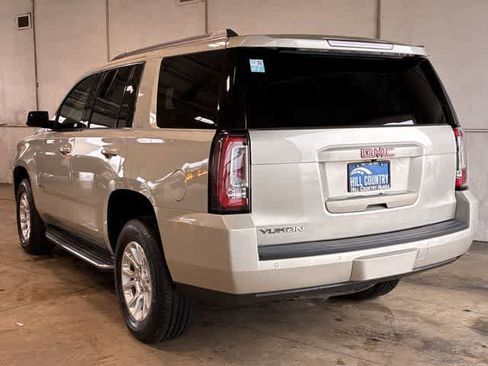 Used 2017 GMC Yukon SLE image 4