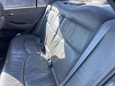 Used 2001 Honda Accord EX image 12