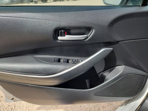 Used 2022 Toyota Corolla SE FWD image 14