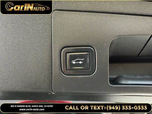 Used 2020 Cadillac XT5 Premium Luxury image 31